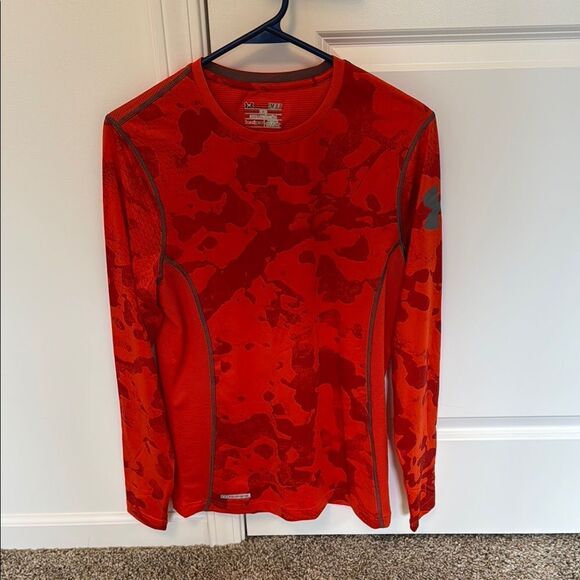 Under Armour Red Long Sleeve Performance Tee - Picture 1 of 4